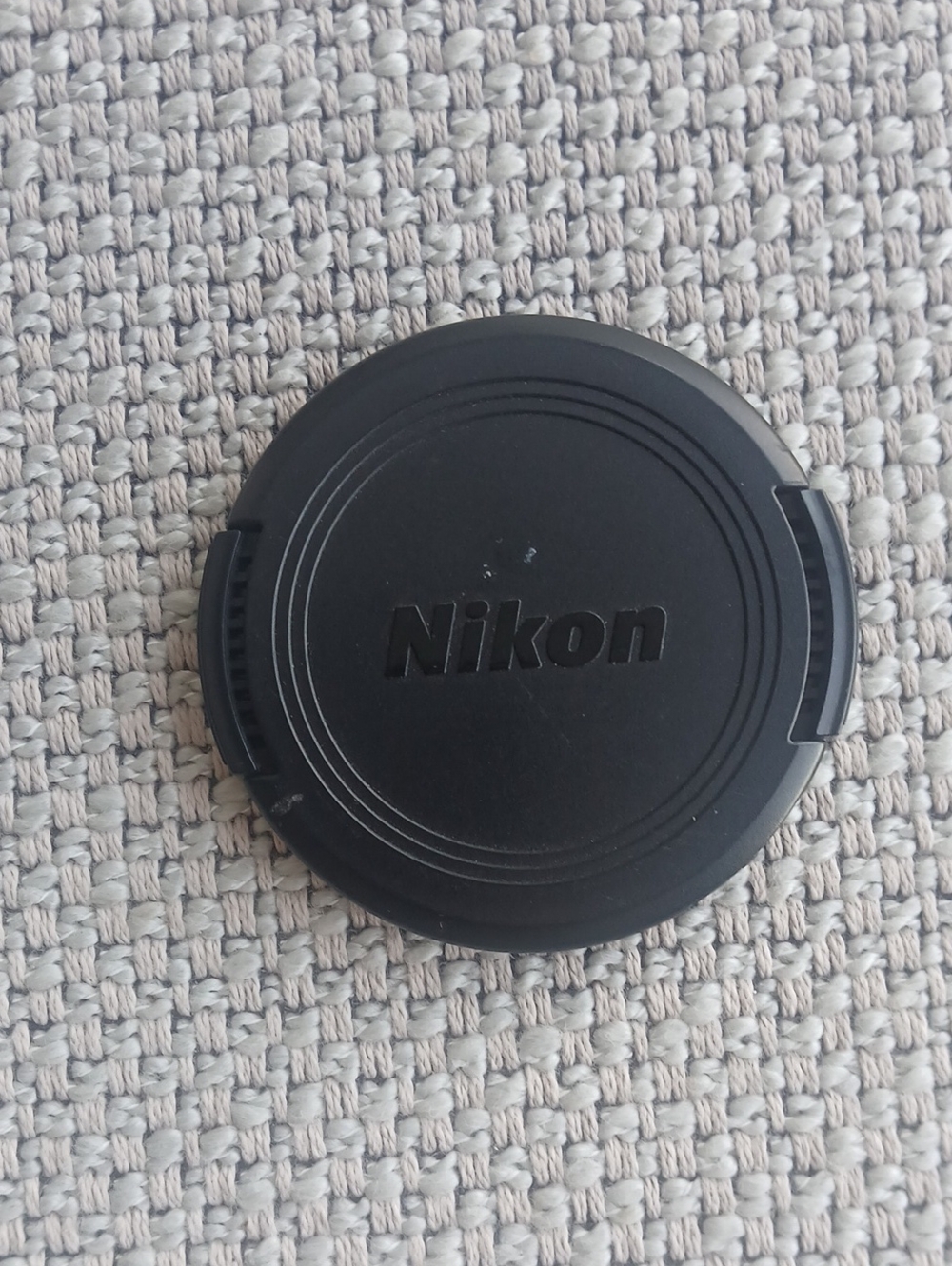 Nikon Black Snap-On Lens Cap.For Nicon Coolpix 8800